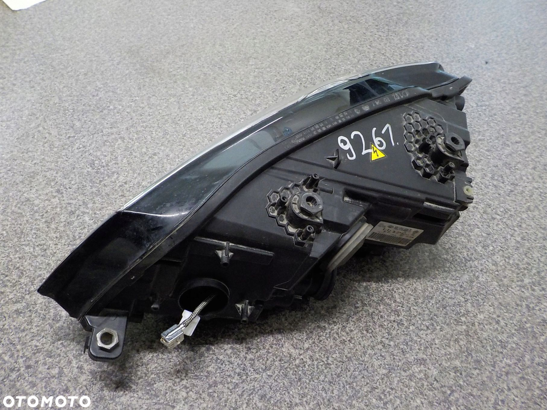 LAMPA PRAWA PRZÓD VW CADDY 2K1 LIFT XENON 2015- - 5