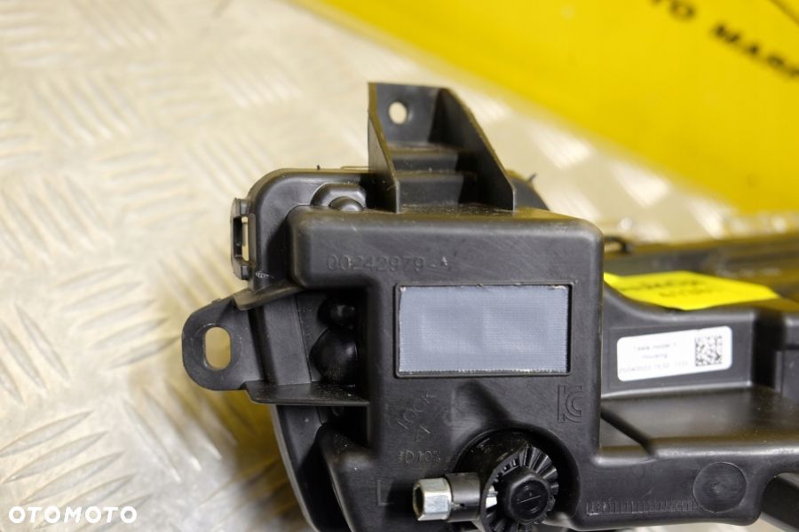 TESLA 3 2017- HALOGEN LAMPA LED DRL LEWY 3PIN EU - 6