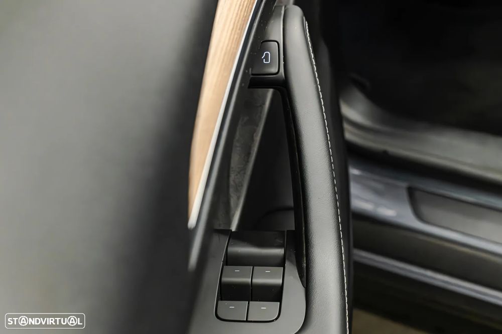 Tesla Model 3 Long Range Tração Integral - 18