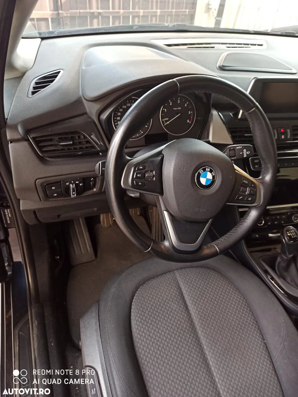 BMW Seria 2 218d - 3