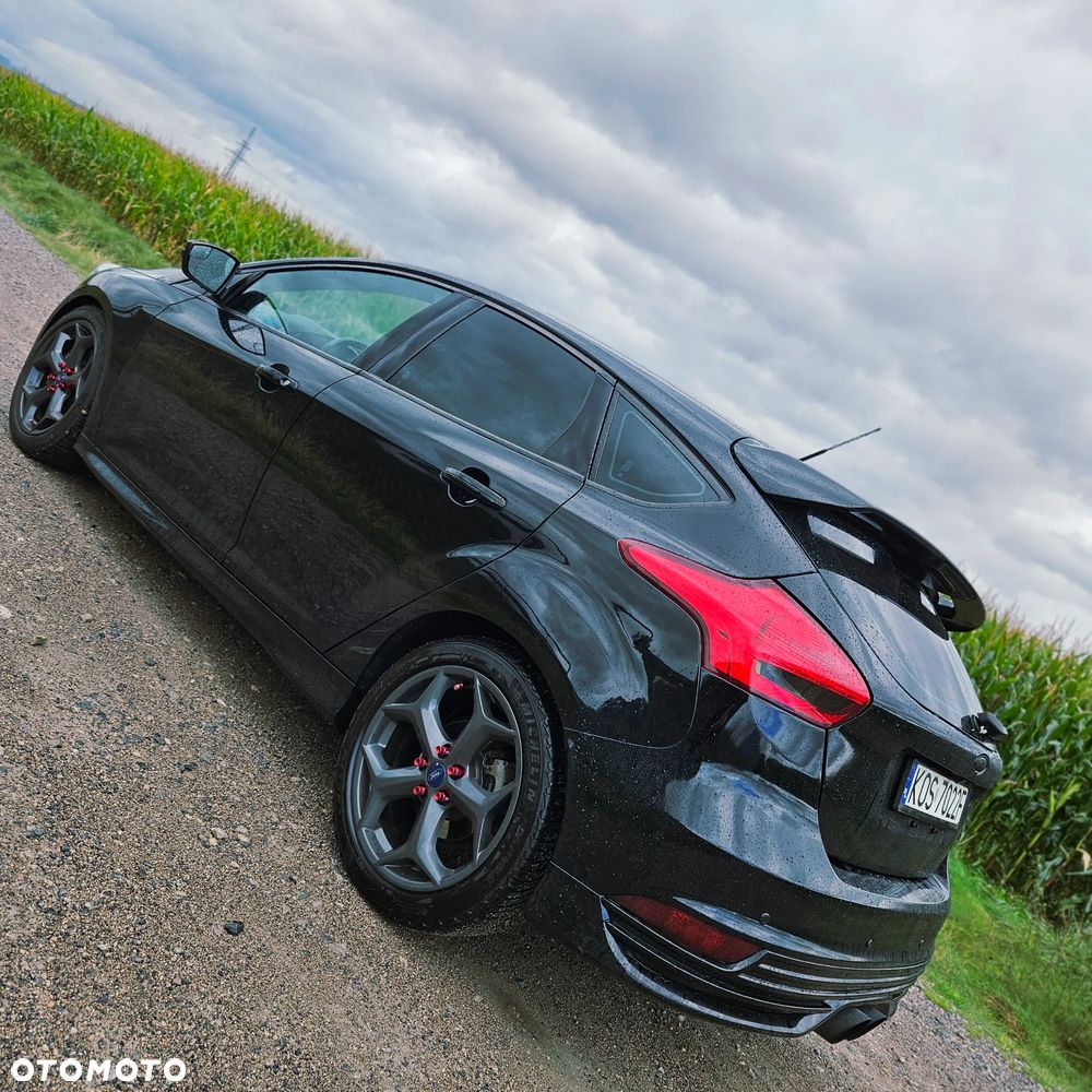 Ford Focus 2.0 EcoBoost ST - 6