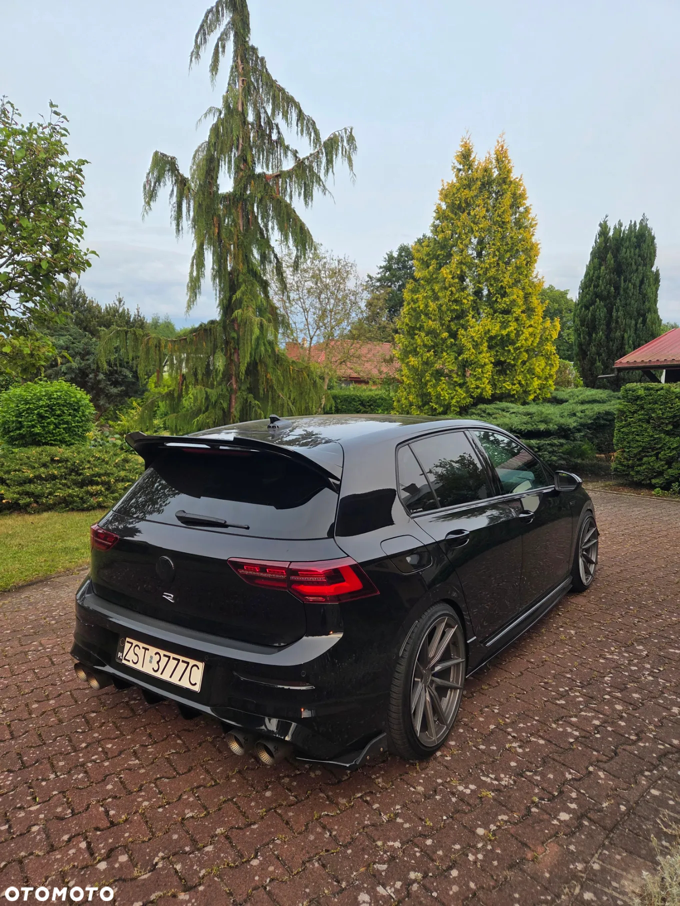 Volkswagen Golf VIII 2.0 TSI 4Motion R Black Edition DSG - 2