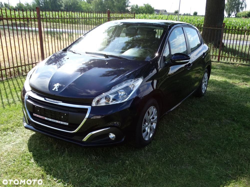 Peugeot 208 - 3