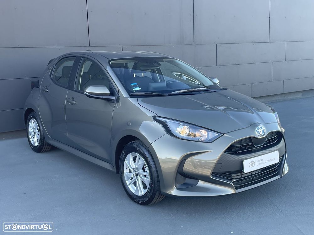 Toyota Yaris - 12