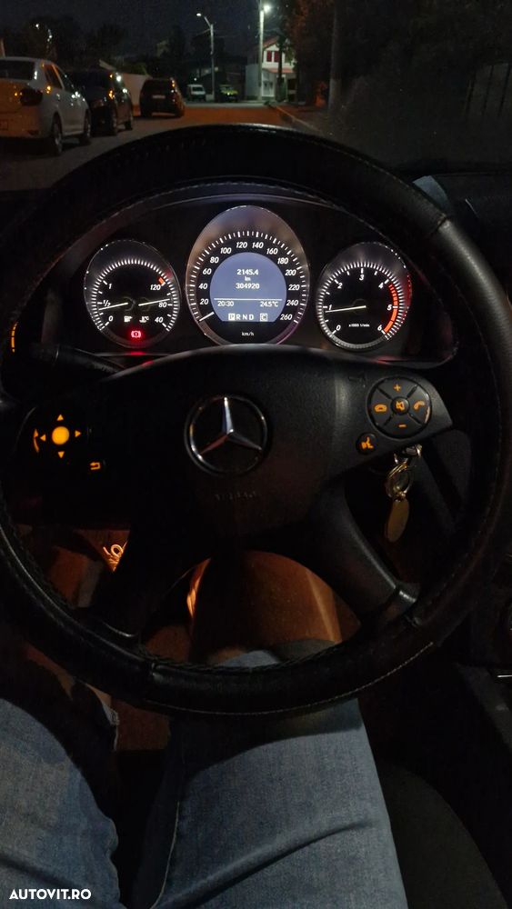 Mercedes-Benz C - 13