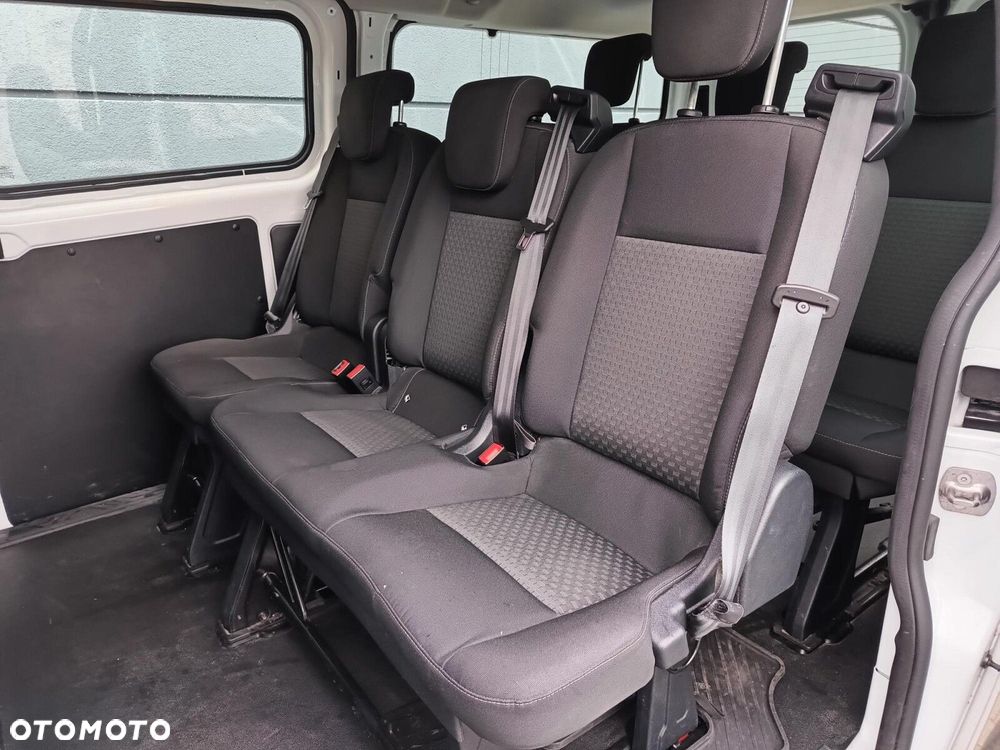 Ford Transit Custom - 13