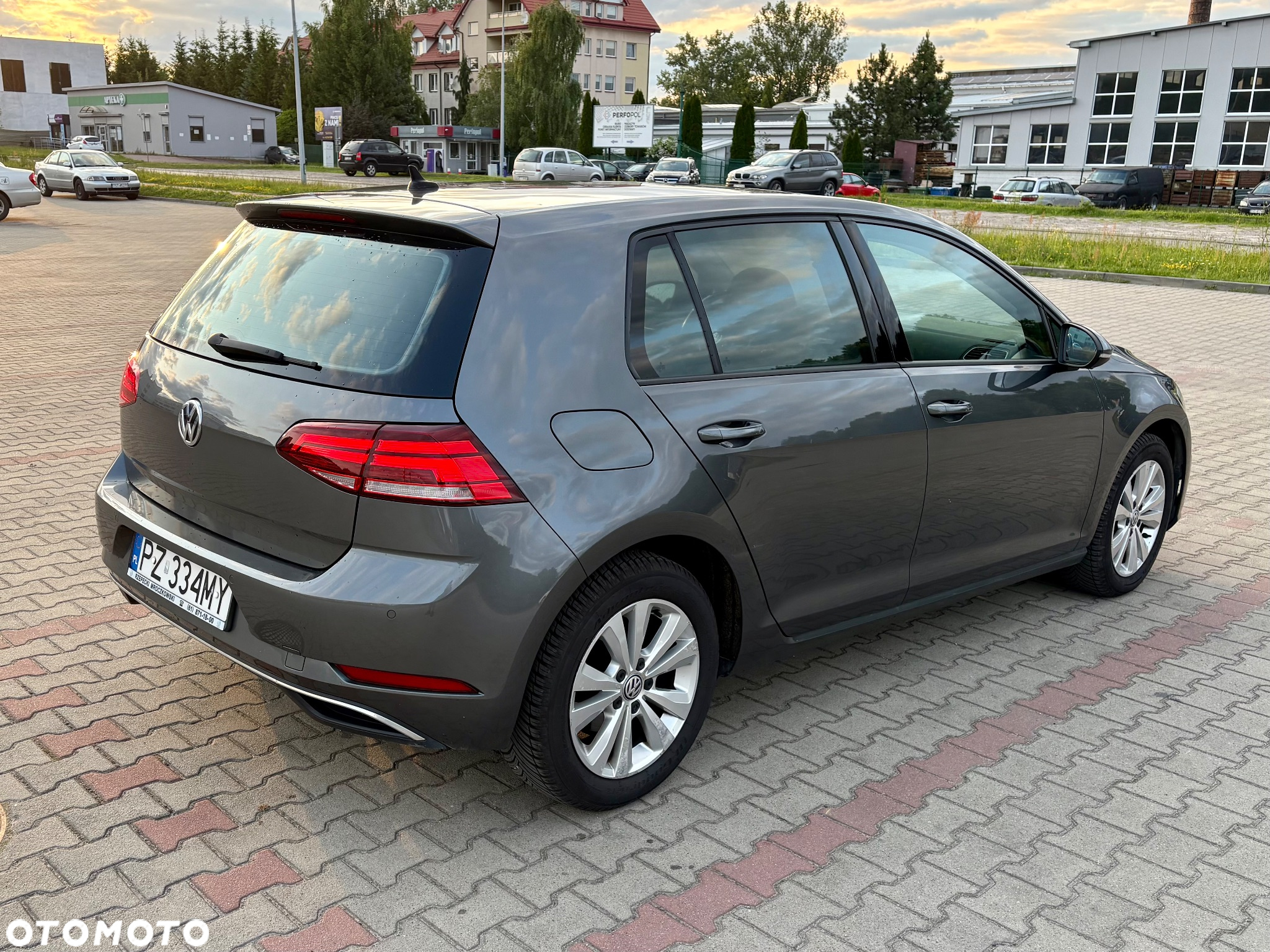 Volkswagen Golf VII 1.0 TSI BMT Comfortline - 6