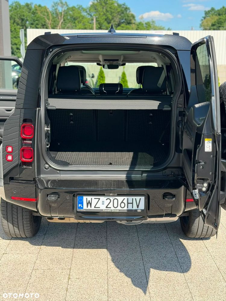 Land Rover Defender - 31