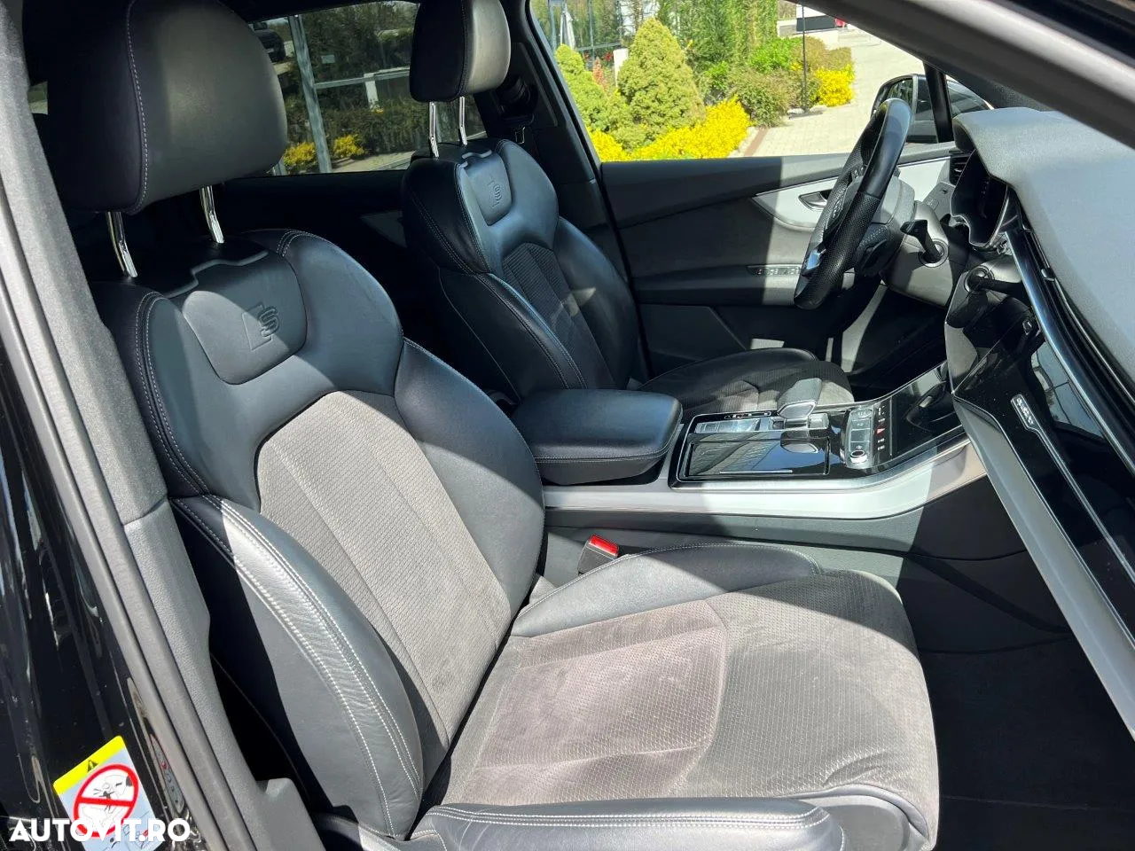 Audi Q7 3.0 50 TDI quattro Tiptronic S Line - 11