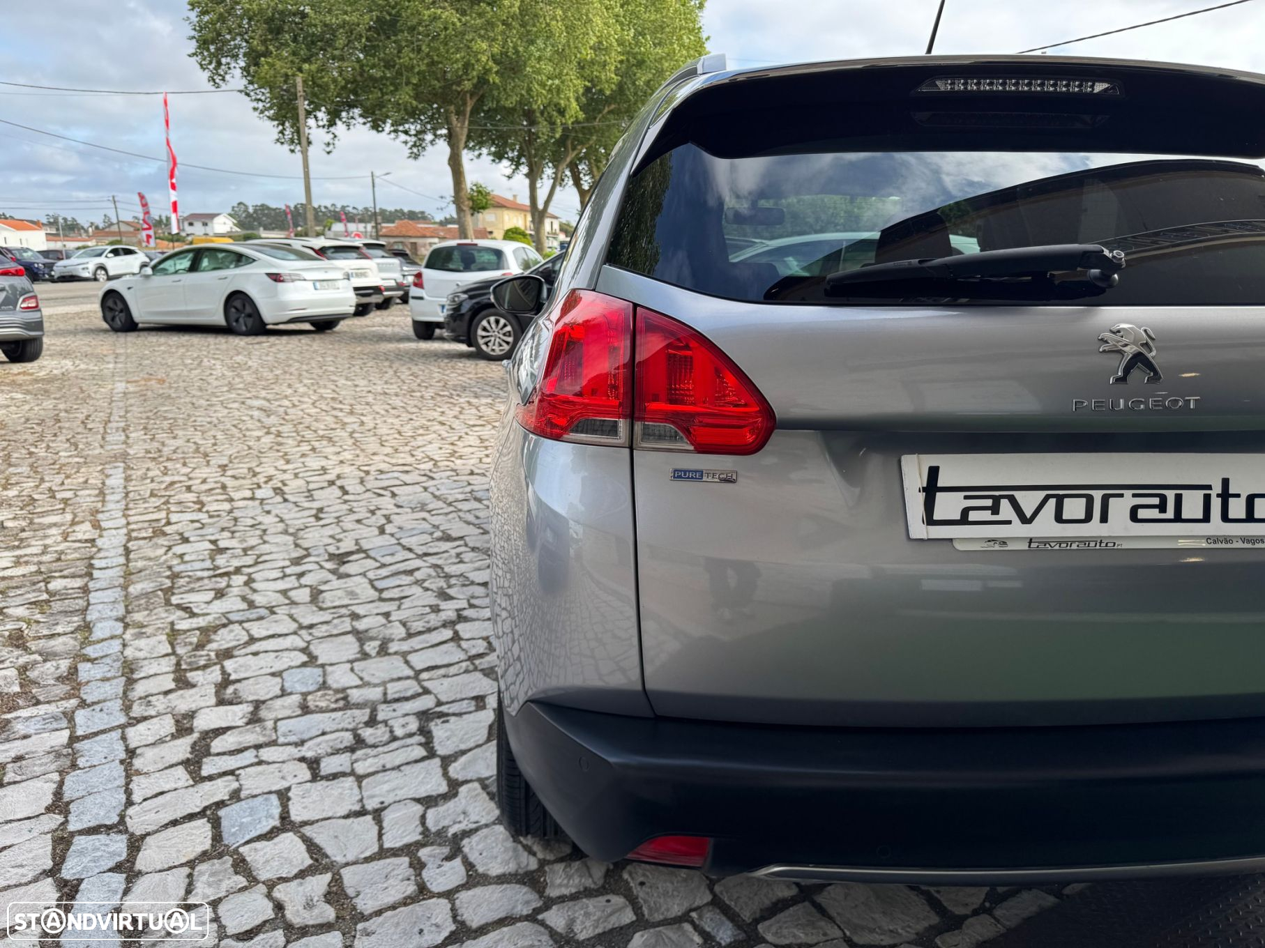Peugeot 2008 1.2 PureTech Style - 28