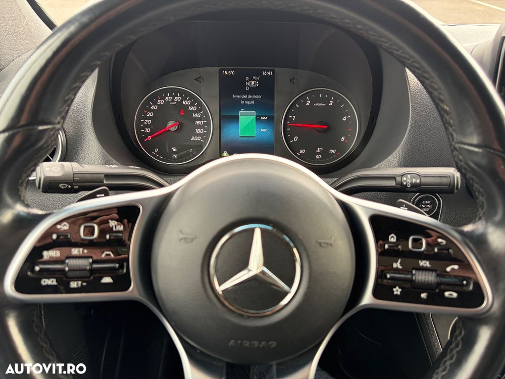 Mercedes-Benz Sprinter 319 - 5