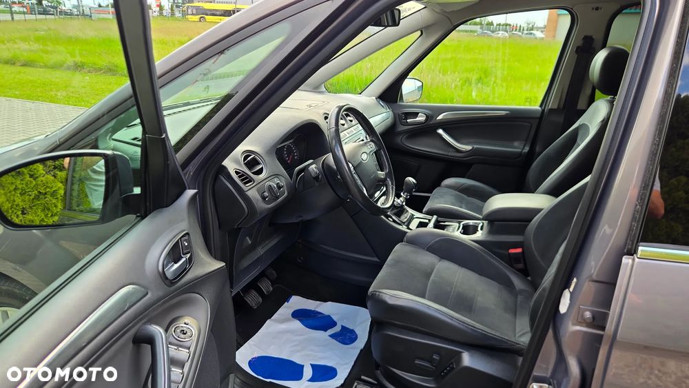 Ford Galaxy 2.0 TDCi Titanium - 24
