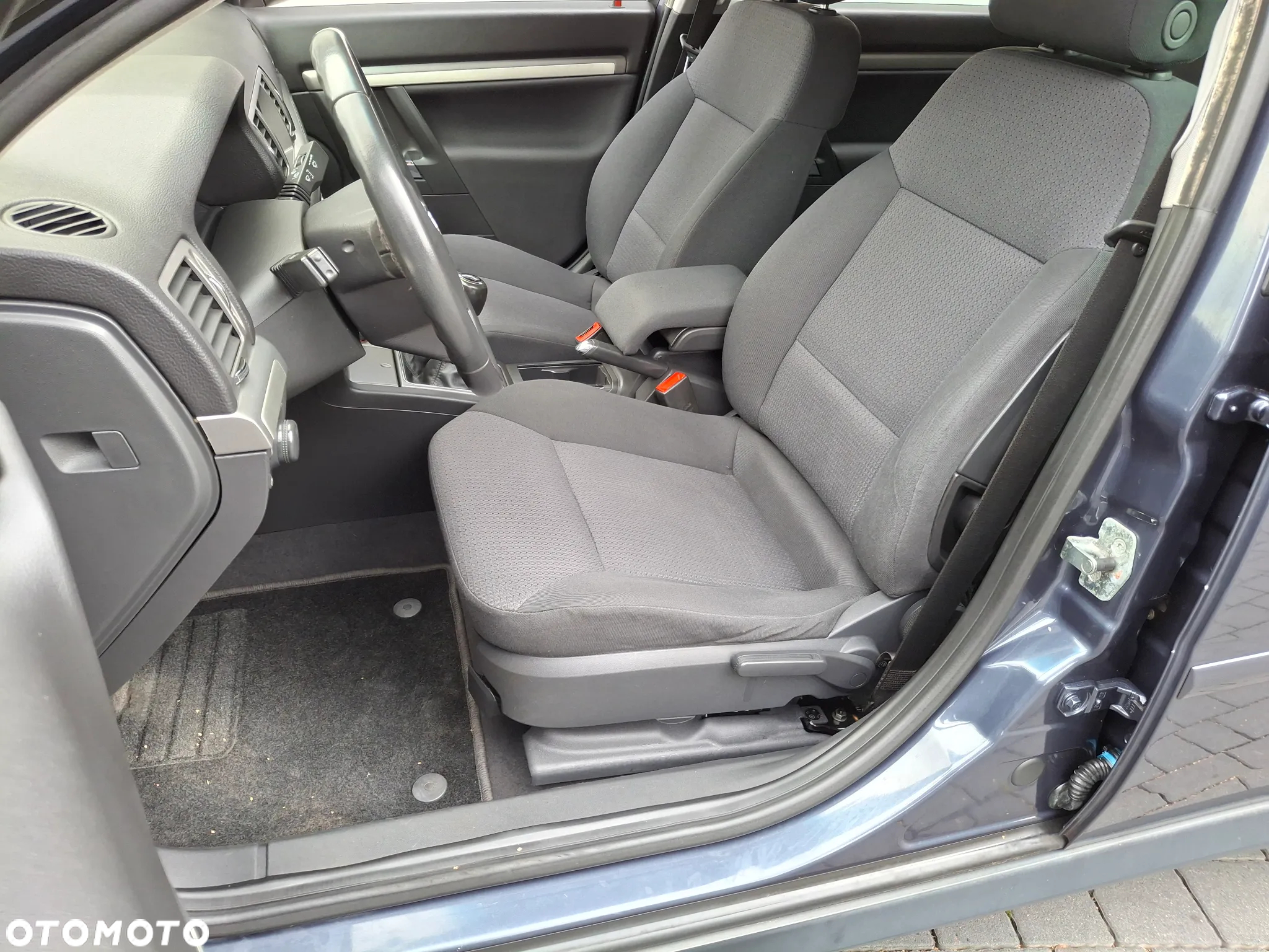 Opel Vectra 1.8 Caravan - 7