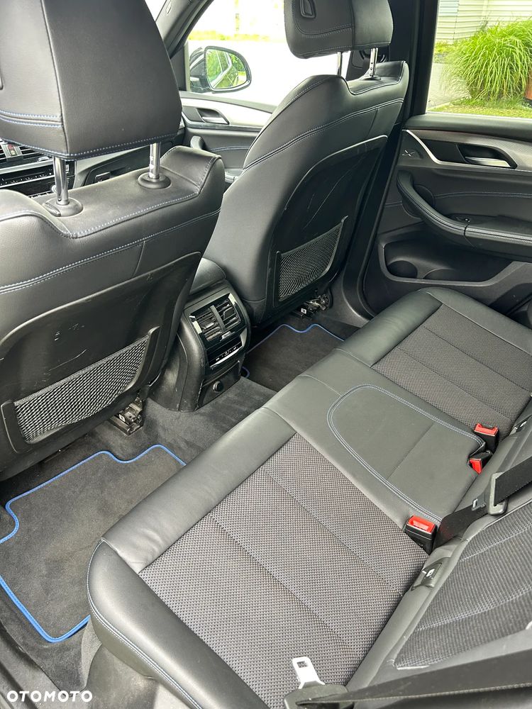 BMW X3 xDrive20d - 24
