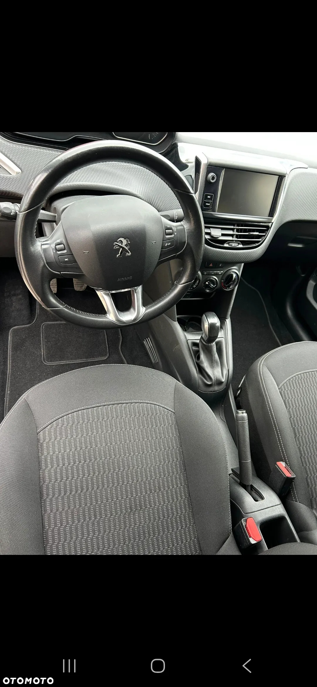 Peugeot 208 1.2 PureTech Style - 13