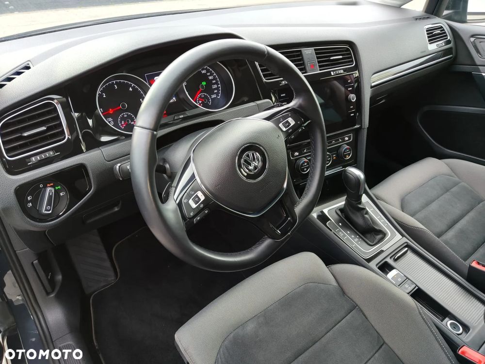 Volkswagen Golf 2.0 TDI BMT Highline DSG - 9