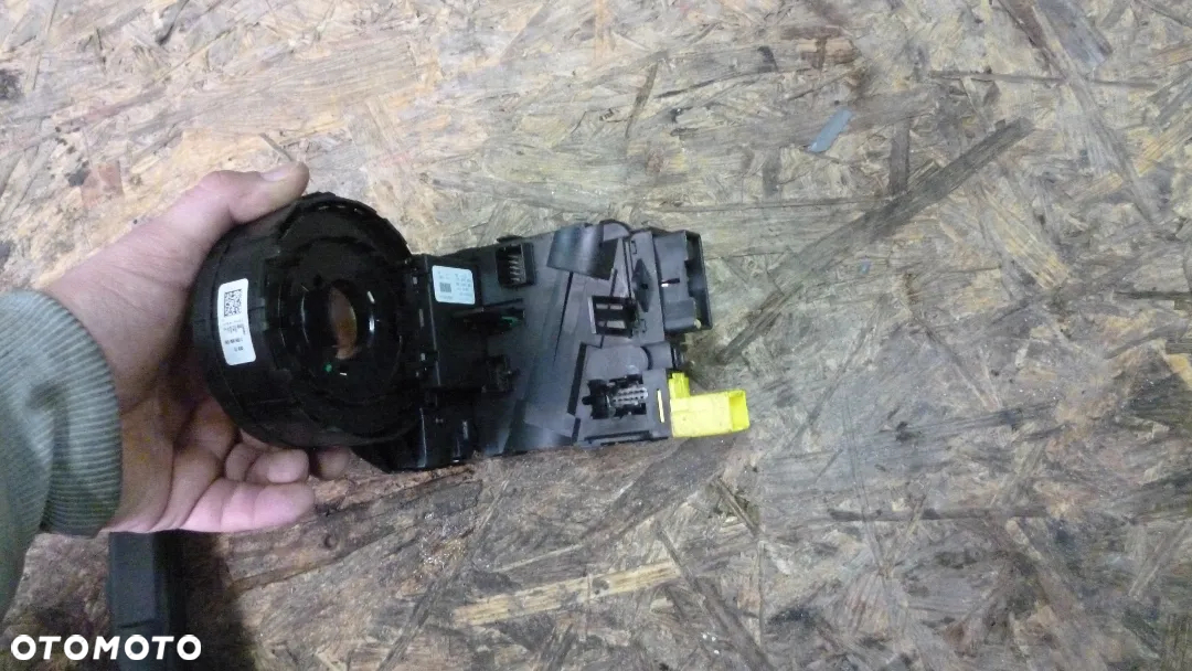vw touran I czujnik kąta skrętu taśma air bag - 2