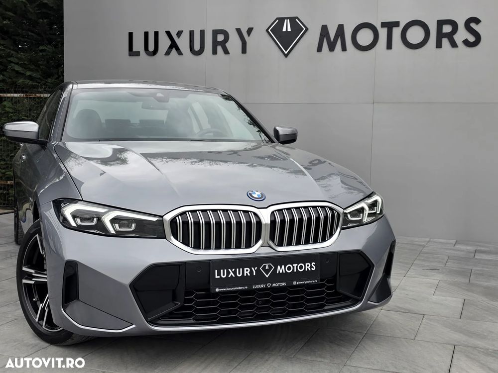 BMW Seria 3 320e Aut. M Sport - 35