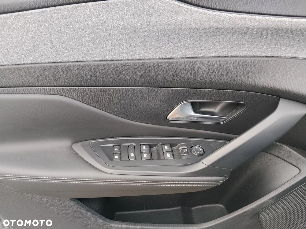 Peugeot 308 PureTech 130 GPF Stop & Start Allure Pack - 17