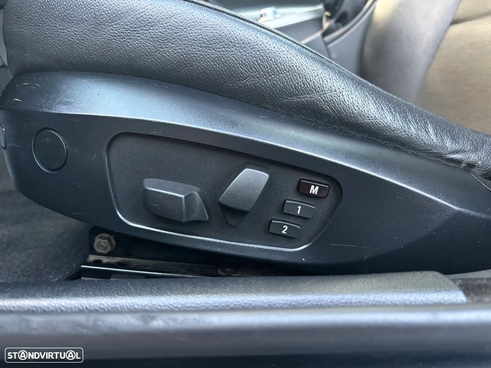 BMW 320 d Exclusive - 13