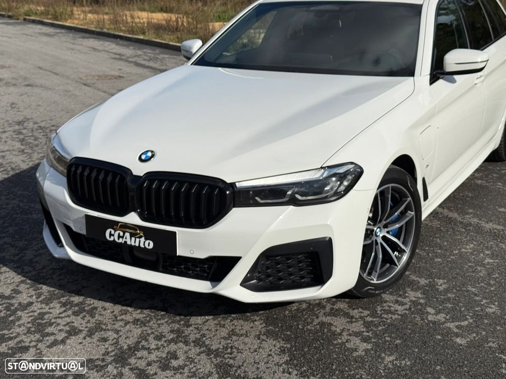 BMW 530 e Pack Desportivo M - 4