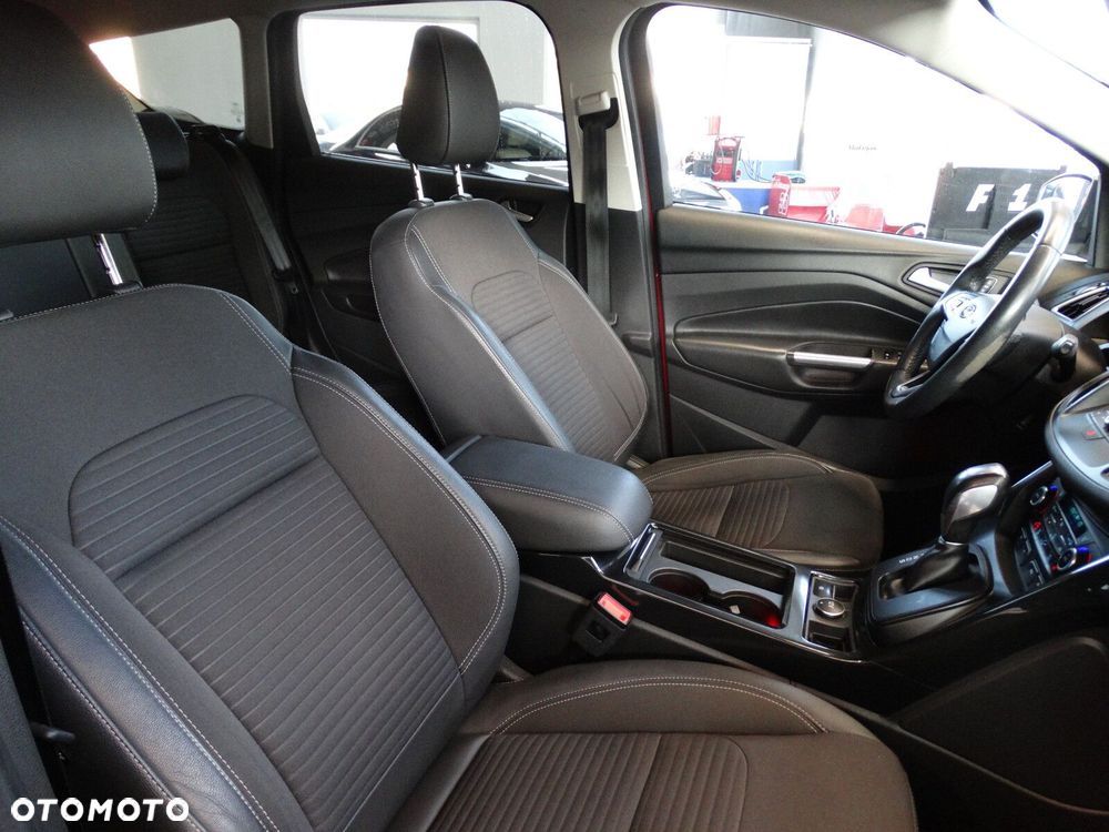 Ford Kuga - 13