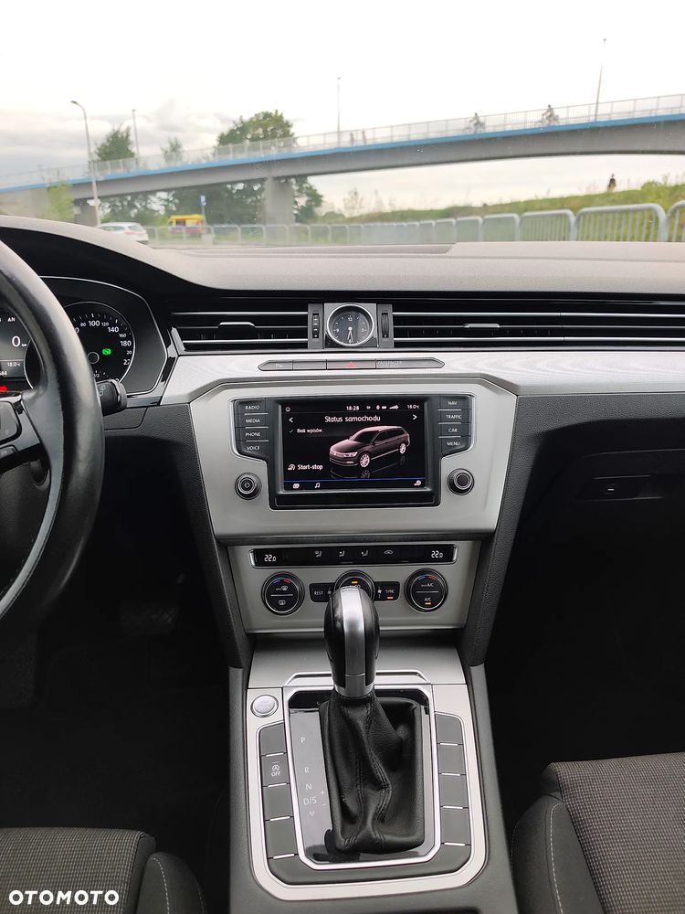Volkswagen Passat 2.0 TDI BMT Comfortline DSG - 15