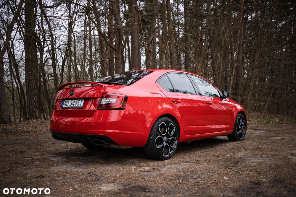 Skoda Octavia 2.0 TSI RS Challenge 245 DSG - 30