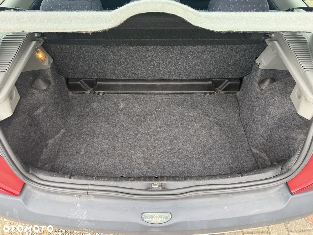 Renault Clio - 7