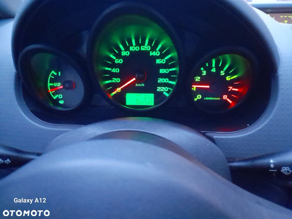 Mitsubishi Colt 1.1 Inform - 5