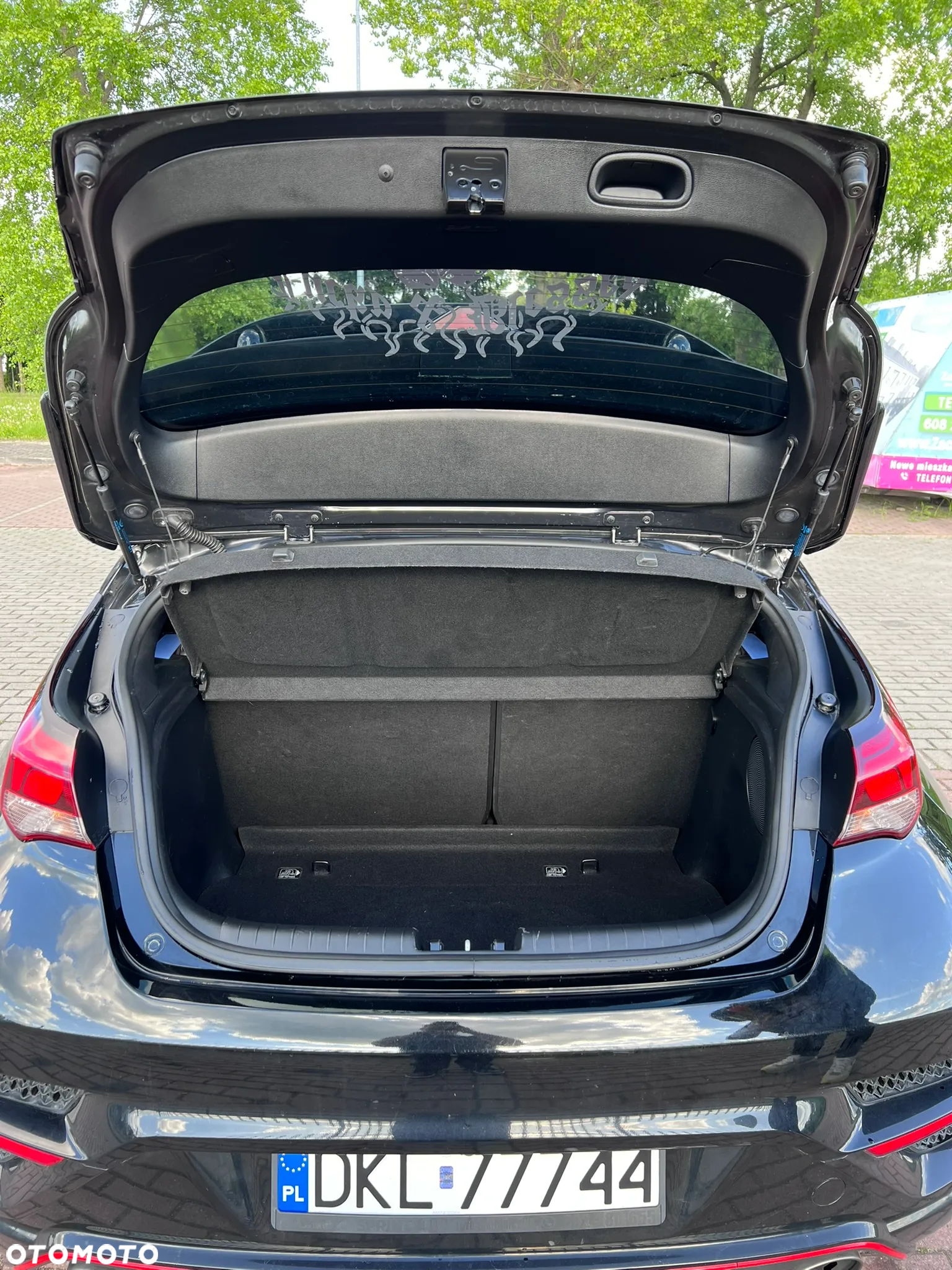 Hyundai Veloster - 32