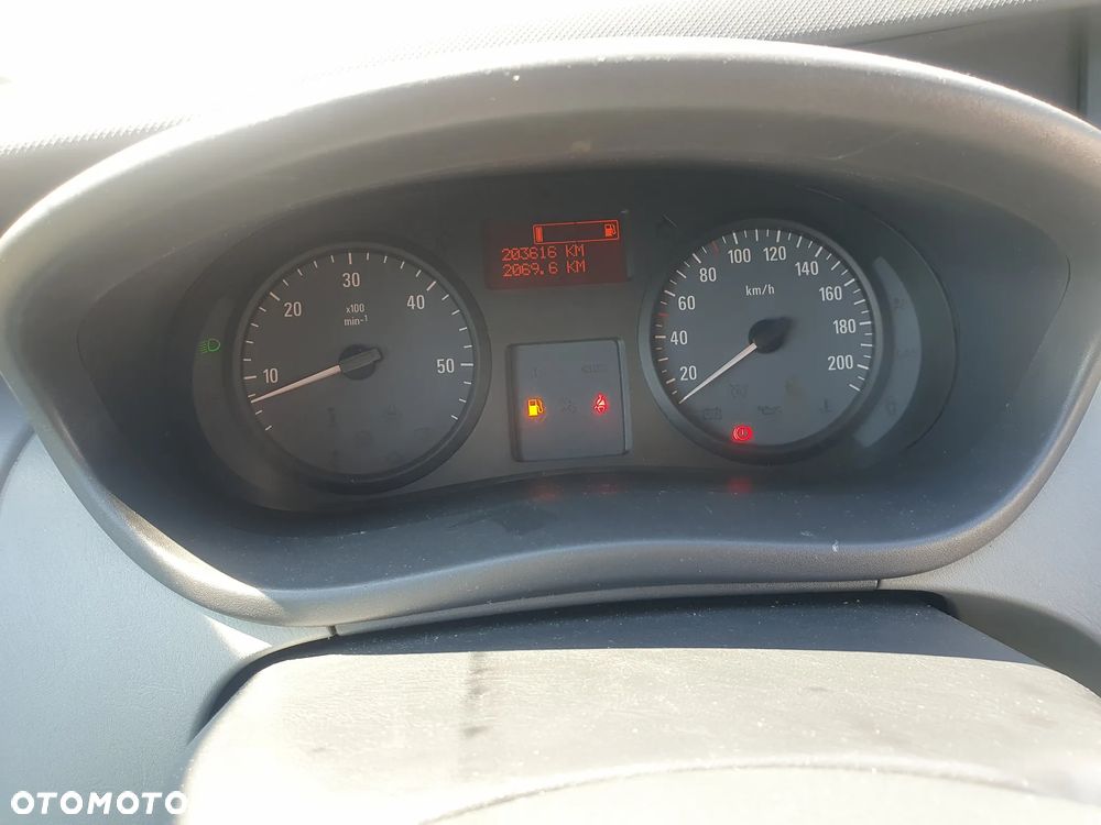 Opel Vivaro L1H1 - 8