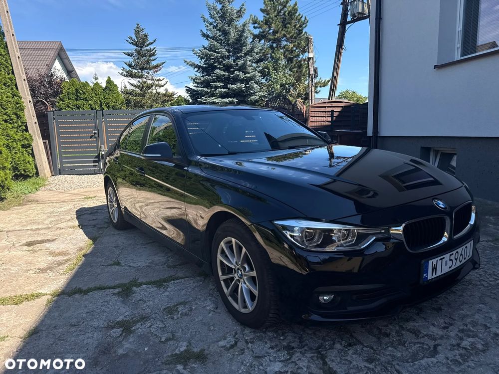 BMW Seria 3 318i - 9