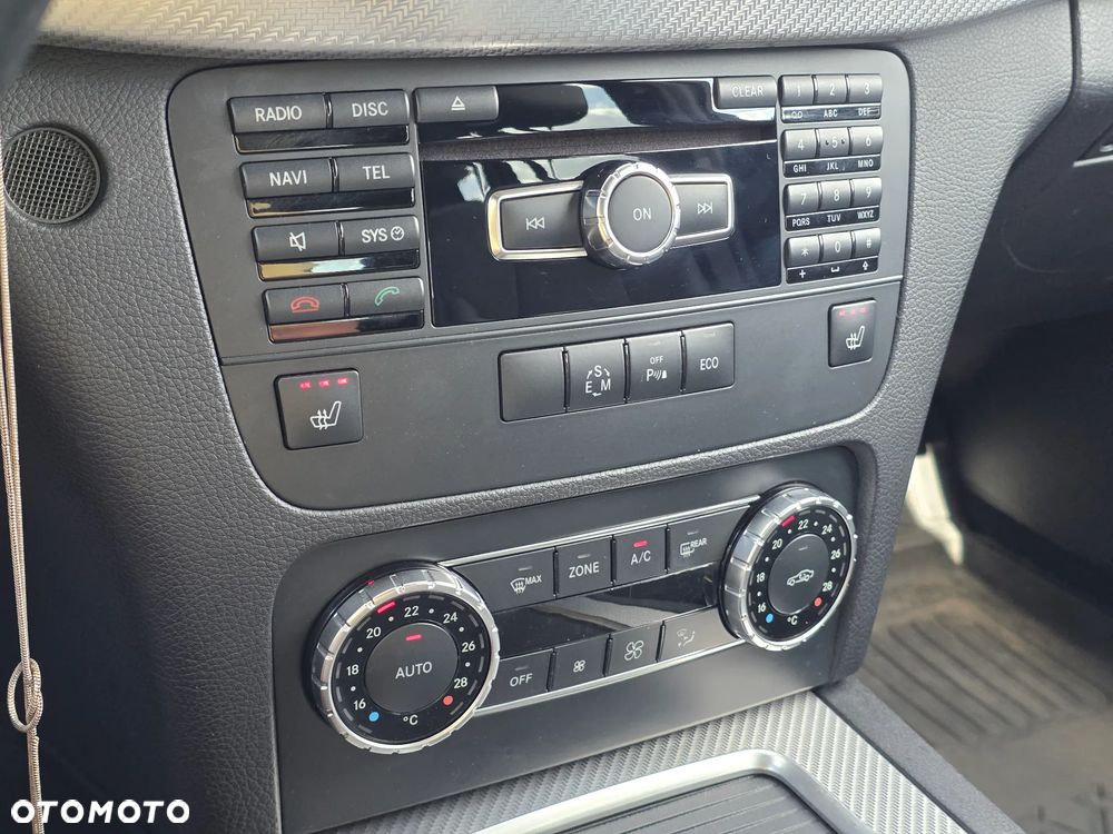 Mercedes-Benz GLK - 16