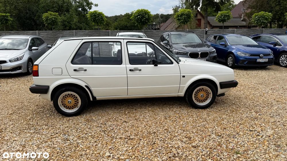 Volkswagen Golf 1.3 - 29
