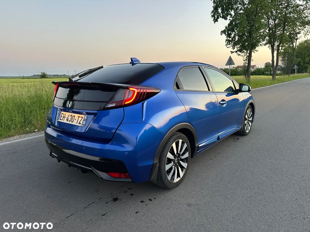 Honda Civic 1.6 i-DTEC Executive Black Edition - 6