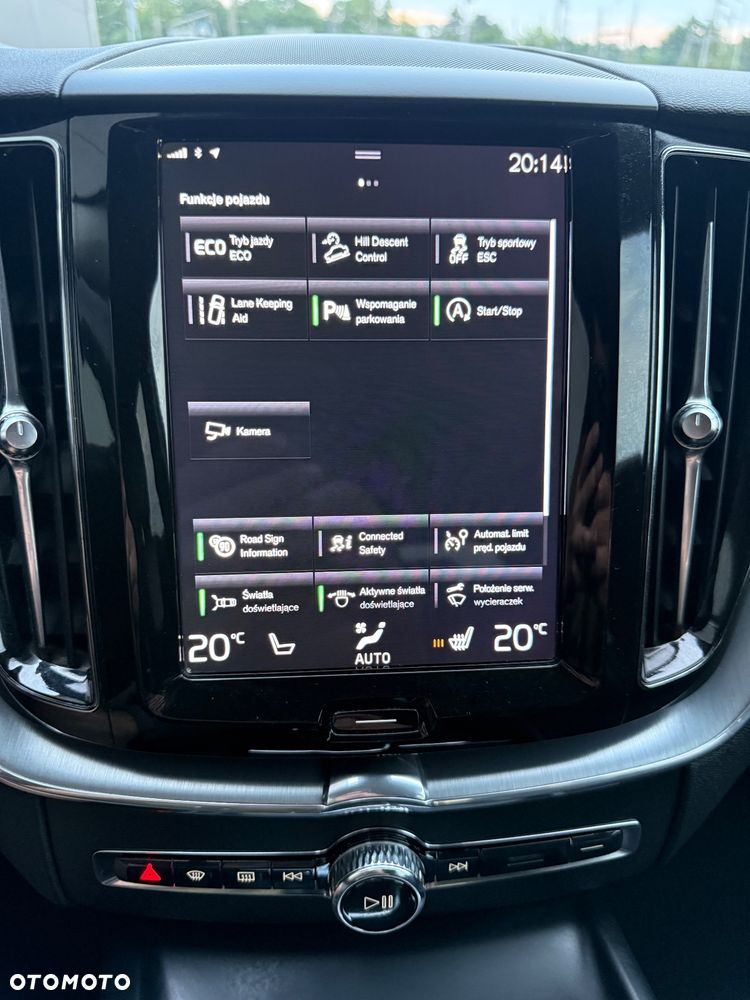 Volvo XC 60 D4 AWD Geartronic Momentum - 31