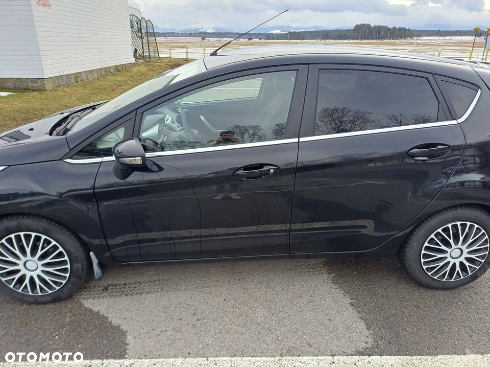 Ford Fiesta - 3