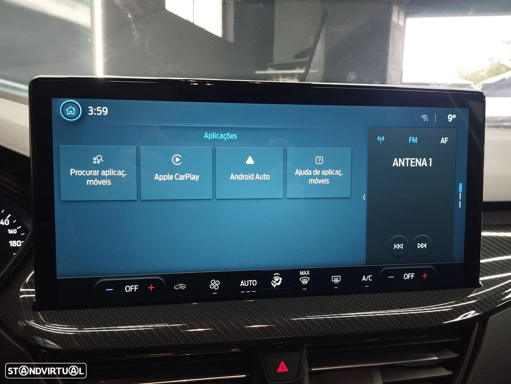 Ford Focus 1.0 EcoBoost MHEV ST-Line - 31