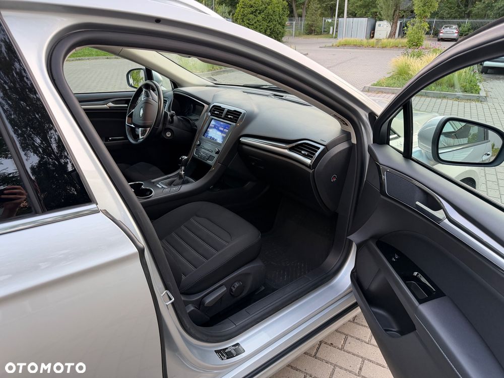 Ford Mondeo 2.0 TDCi ECOnetic Start-Stopp Titanium - 23