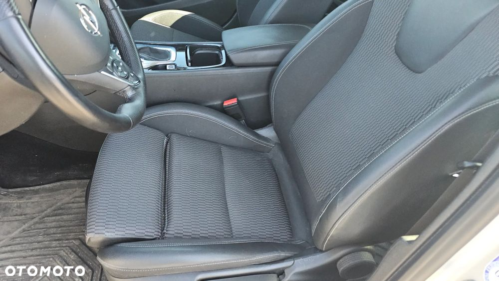 Opel Insignia Sports Tourer 2.0 Diesel Exclusive - 10