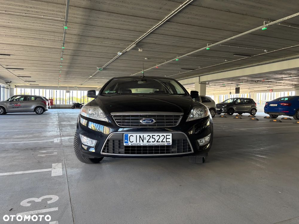Ford Mondeo 2.0 Ghia X - 2
