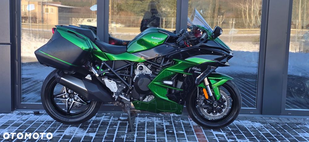 Kawasaki Ninja H2 SX - 2