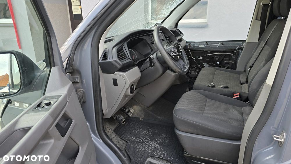 Volkswagen Transporter Kombi L2H1 - 15