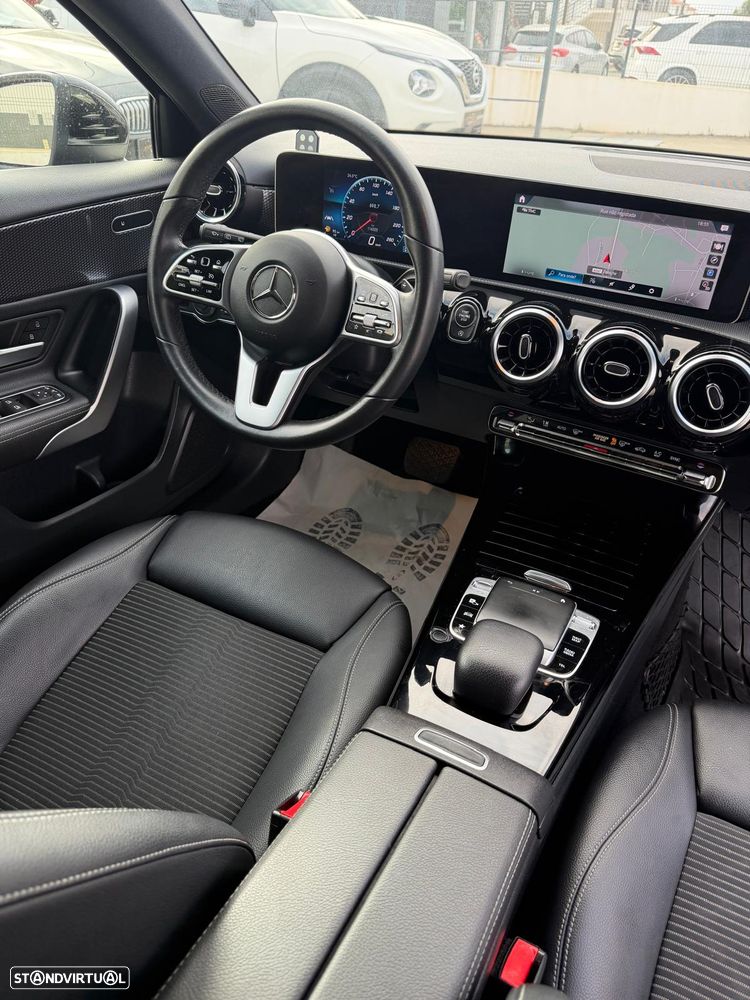 Mercedes-Benz A 180 d 7G-DCT AMG Line - 8