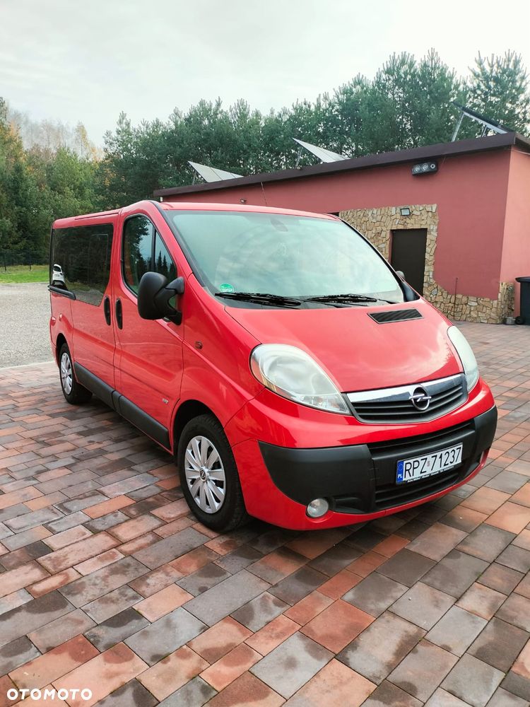 Opel Vivaro - 12