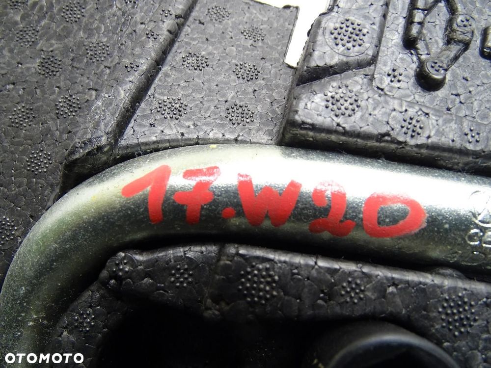 WKŁAD KOŁA ZAPASOWEGO ZESTAW NAPRAWCZY KLUCZ 5G0012115AD VW GOLF VII - 7