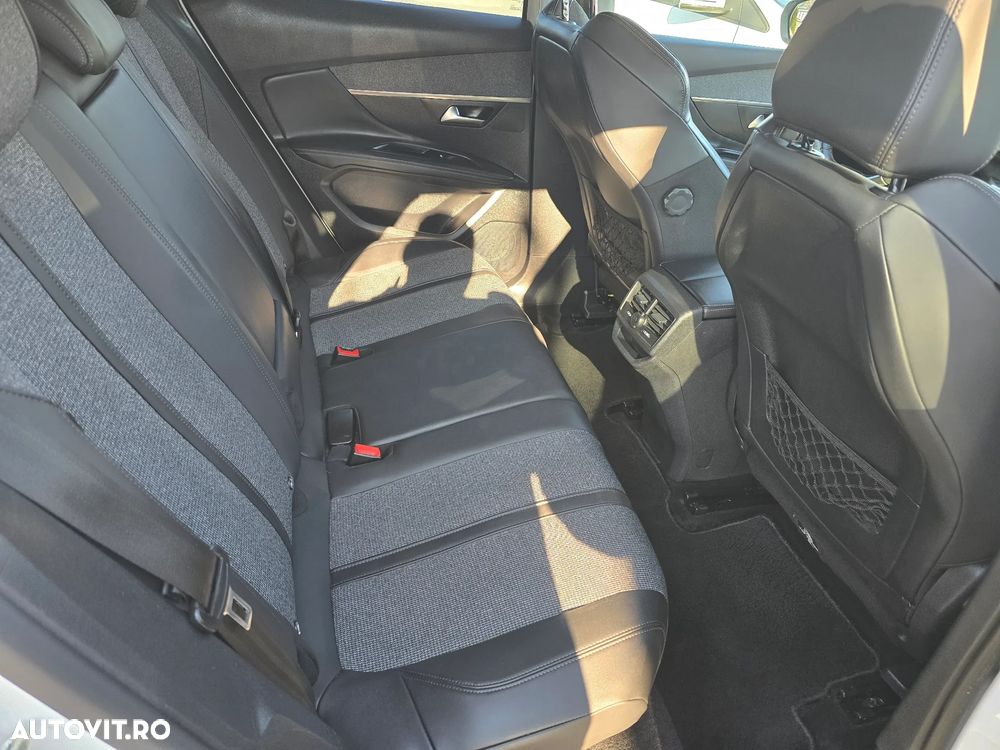 Peugeot 3008 BlueHDi 130 Stop & Start Active Pack - 12