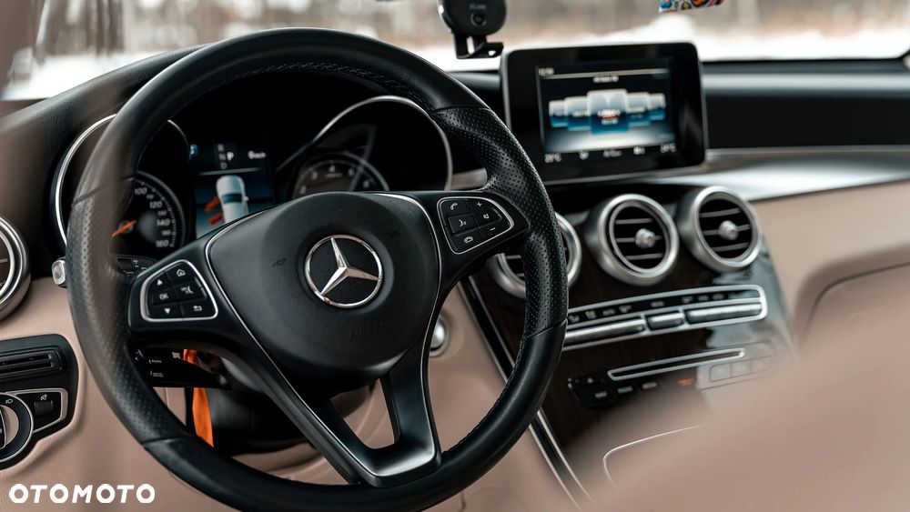 Mercedes-Benz GLC - 20