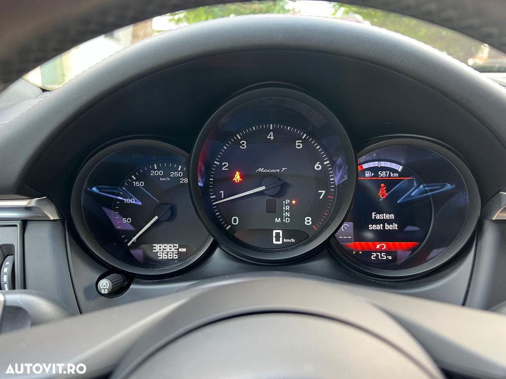 Porsche Macan T - 2